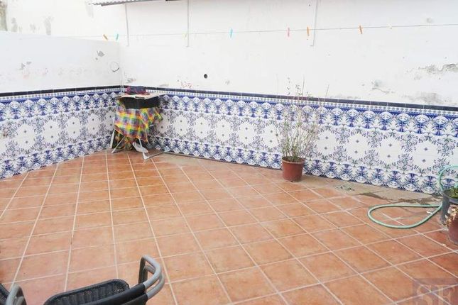Town house for sale in La Viñuela, Andalusia, Spain