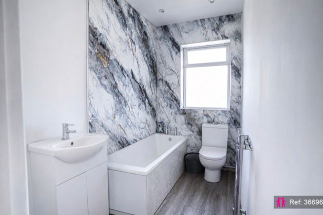 11, Wesley Grove, Nottingham photo 2