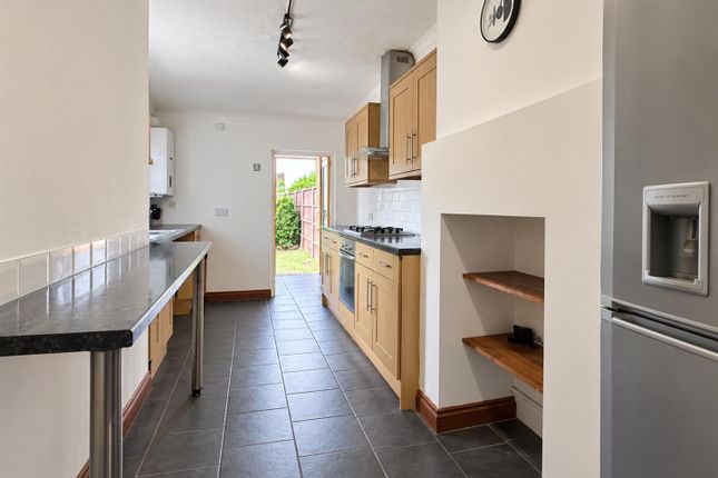 13, Kings Road, Fareham photo 2
