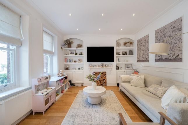 3-bed flat on Flat Flat 61, Biddulph Mansions, Elgin Avenue, London, £950,000