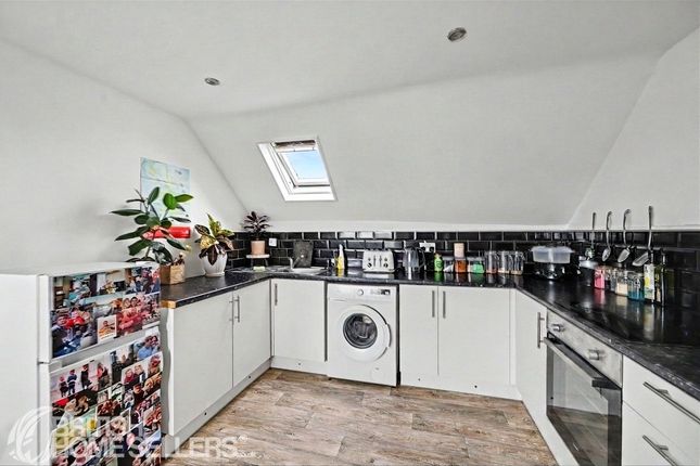 99B,, Kensington Road, Essex photo 4
