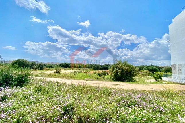 Thumbnail Land for sale in Quelfes, Olhão, Faro