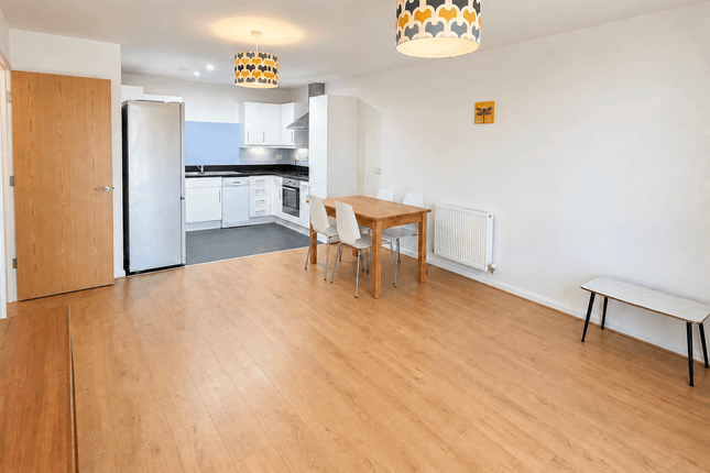 Flat 48, Coppermill Heights, Mill Mead Road, London photo 3