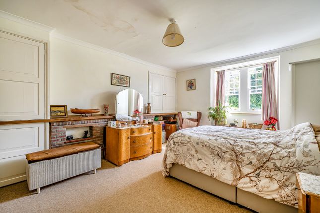 1358931-4-68d1670...