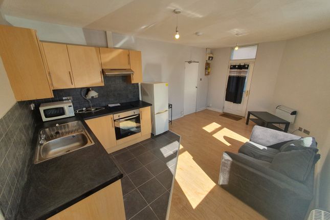 1 Bedroom Ground-Floor Flat
