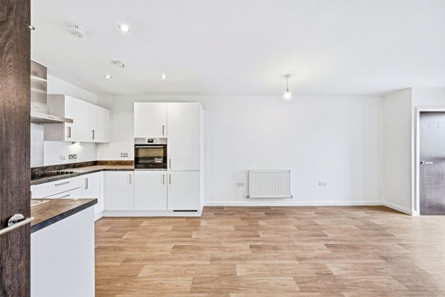 24, James Smith Court, Kent photo 2