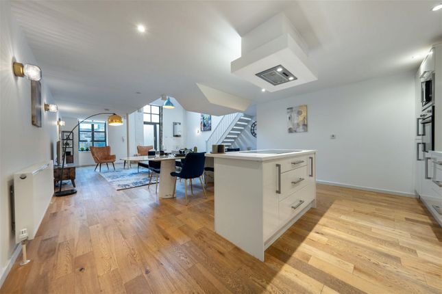 Thumbnail Mews house to rent in Goldhurst Terrace, South Hampstead