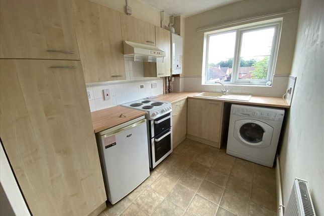 8, Bishops Court, Sleaford photo 3