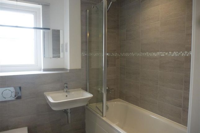 Flat 1, 57, William Morris Way, SWINDON photo 4