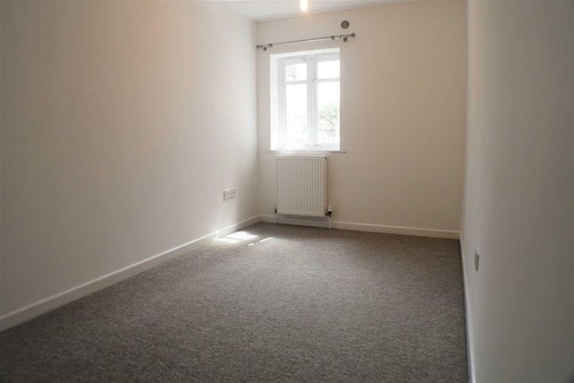9, Westcourt Road, Worthing photo 4