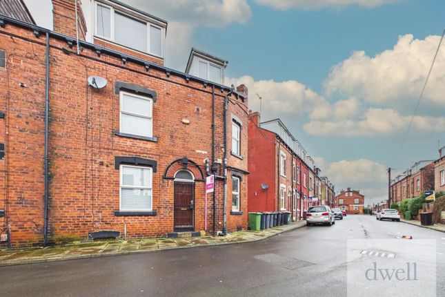 3-bed terraced on 18, Whingate Avenue, Leeds, £130,000