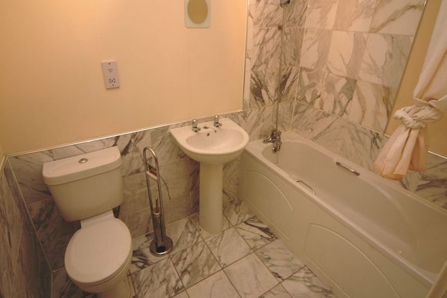 80, River View, Low Street, Sunderland photo 4