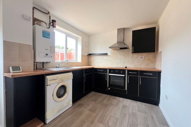 17 Alders Green, Gloucester photo 2
