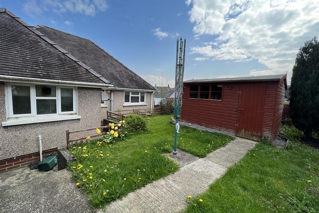 Thumbnail Bungalow to rent in New Road, Skewen, Neath