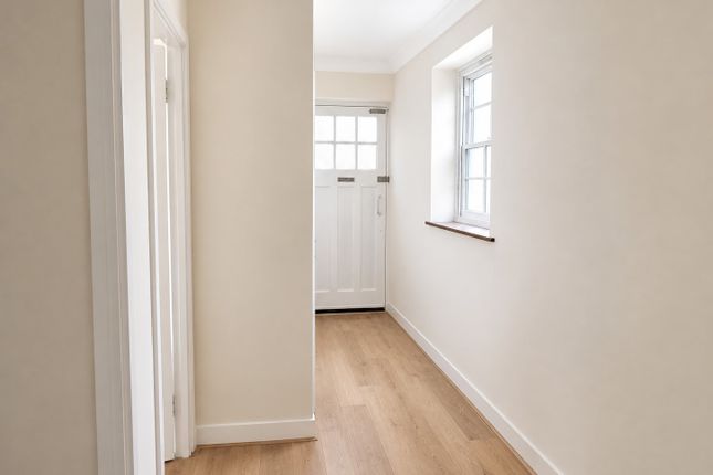 82, William Bonney Estate, London photo 4