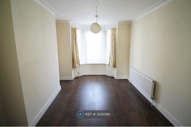 Salisbury Road, Reading photo 5