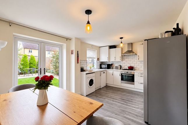 7, Appletree View, Pegswood photo 2