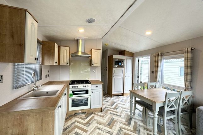 Delta Westfield, Castle View Caravan Park, Sunnybank, Capernwray, Carnforth photo 2