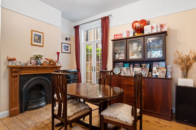 Pendlestone Road, London photo 2