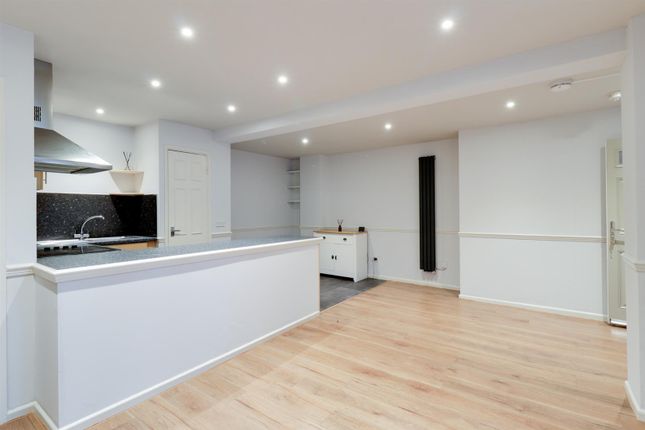 Flat 1, 100, Bath Road, Gloucestershire photo 5