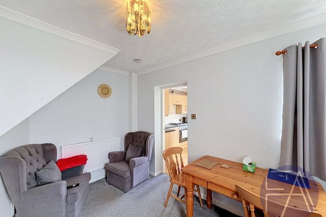 3 The Avenue, Southport, Lancashire photo 3