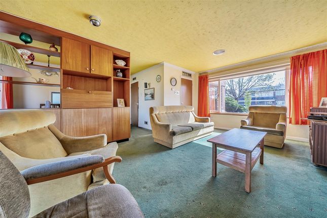 118, Putnoe Lane, Bedford photo 4