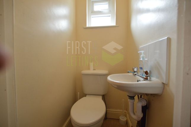 Terraced house to rent in Burns Street, Clarendon Park