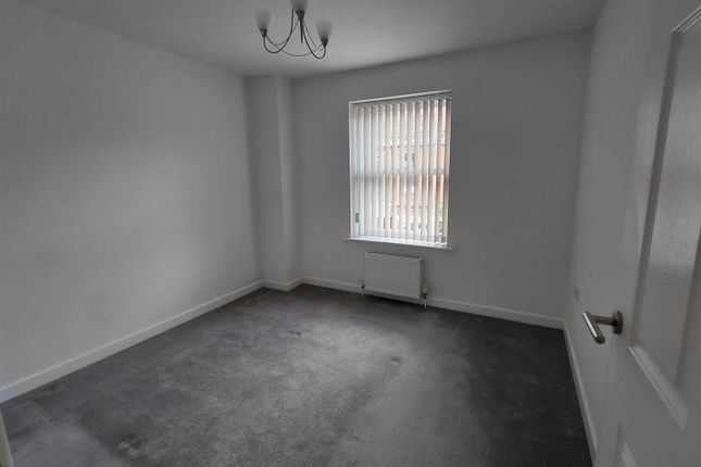 Flat 10, Warren Court, Ditton Street, Ilminster photo 2
