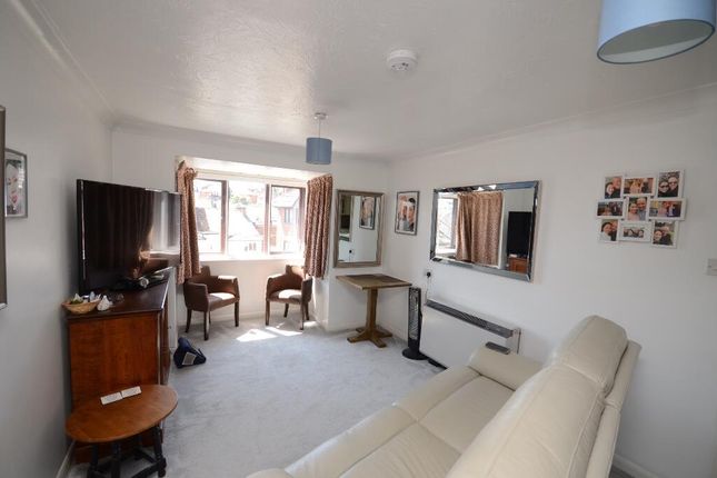 8 Conifer Court, Hadham Road, Bishops Stortford photo 2