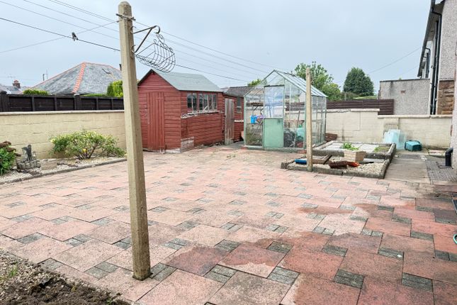 19, Hamilton Avenue, Dumfries photo 2