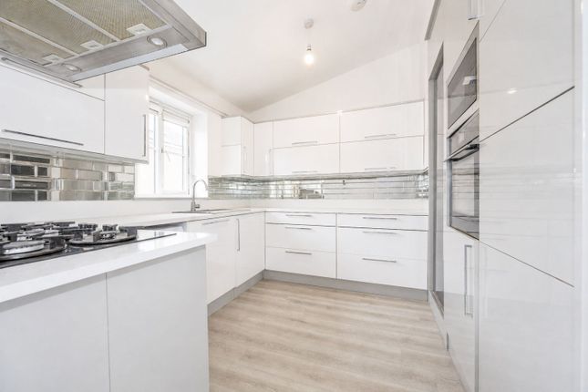 214a, Bursledon Road, Southampton photo 3