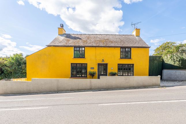 2-bed house on Gorgeous Detached Cottage with Parking & Garage, 25 Northfield Road, Narberth, £310,000