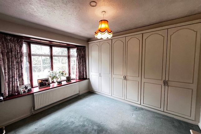 Altura, Noak Hill Road, Romford photo 4