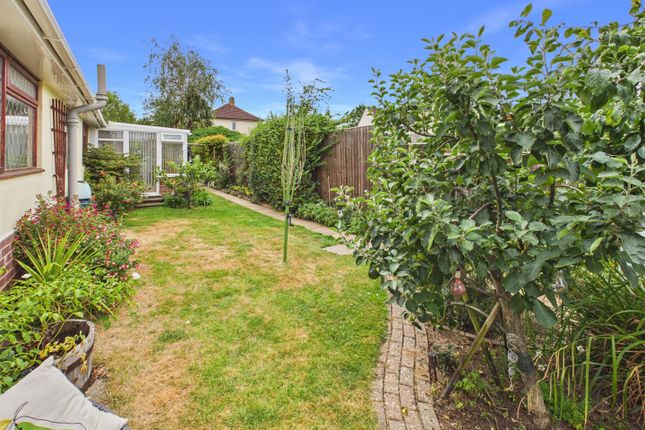 Brookside Cottage, Mill Lane, Gloucester photo 4