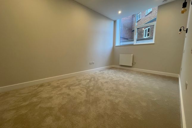 Flat 4, Carlton Crescent, Southampton photo 4