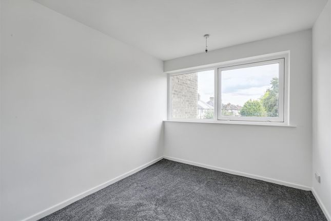 24 The Nook, Broadgate Avenue, Nottingham photo 3