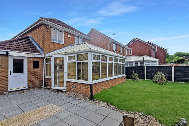 9, Glenwood Close, Manchester photo 3