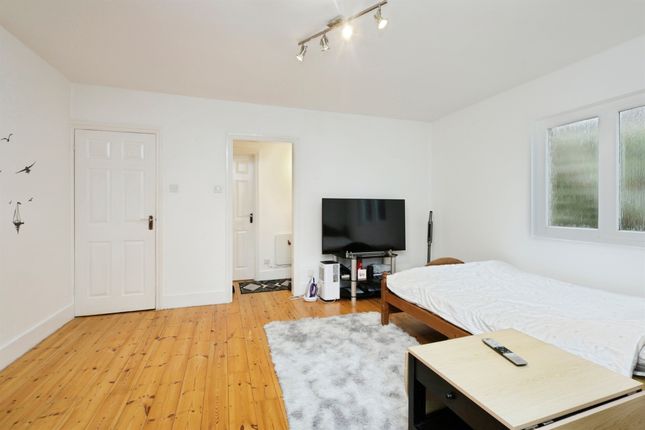 7a, Grassington Road, Eastbourne photo 4