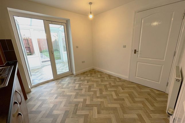 76, St. Johns Court, Goole photo 4