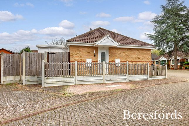 Bungalow for sale in Peartree Walk, Billericay