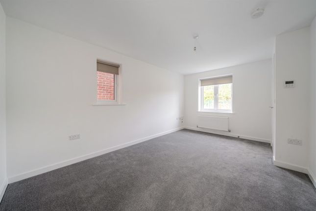 51, Dovecote Avenue, Goldthorpe, Rotherham photo 4