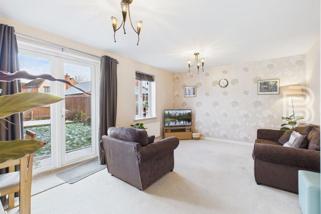 1, Stonechat Road, Rugby photo 2