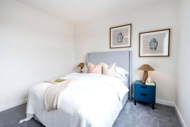 Flat 27, Ashby House,, Elmsleigh Road, Surrey photo 4
