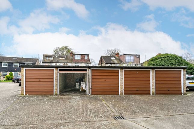 Thumbnail Parking/garage to rent in Hove Gardens, Sutton