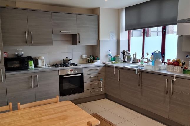 Thumbnail Flat to rent in Oasis Court, Harrow, Greater London