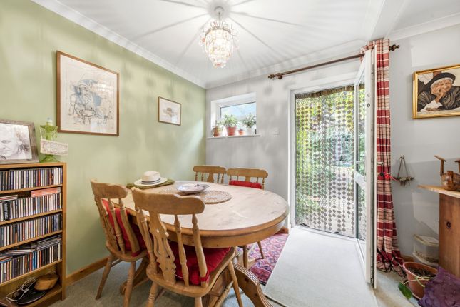 19 Bakery Close, Ely photo 4