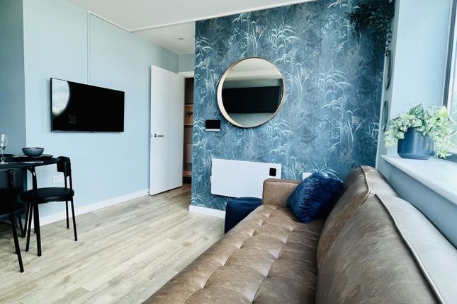 Apartment 203, Paragon, 48 Seymour Grove, Manchester photo 3