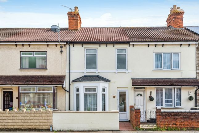 Thumbnail Town house for sale in Ferndale Road, Swindon
