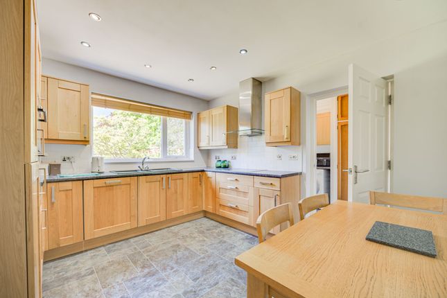 8 Betchton Close, Sandbach photo 2