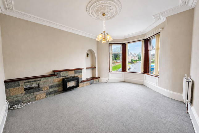 4c, High Road, Stevenston photo 2